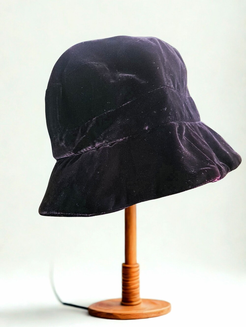 90s Vintage Gap Deep Purple Velvet Floppy Bucket Hat Cloche Grunge
